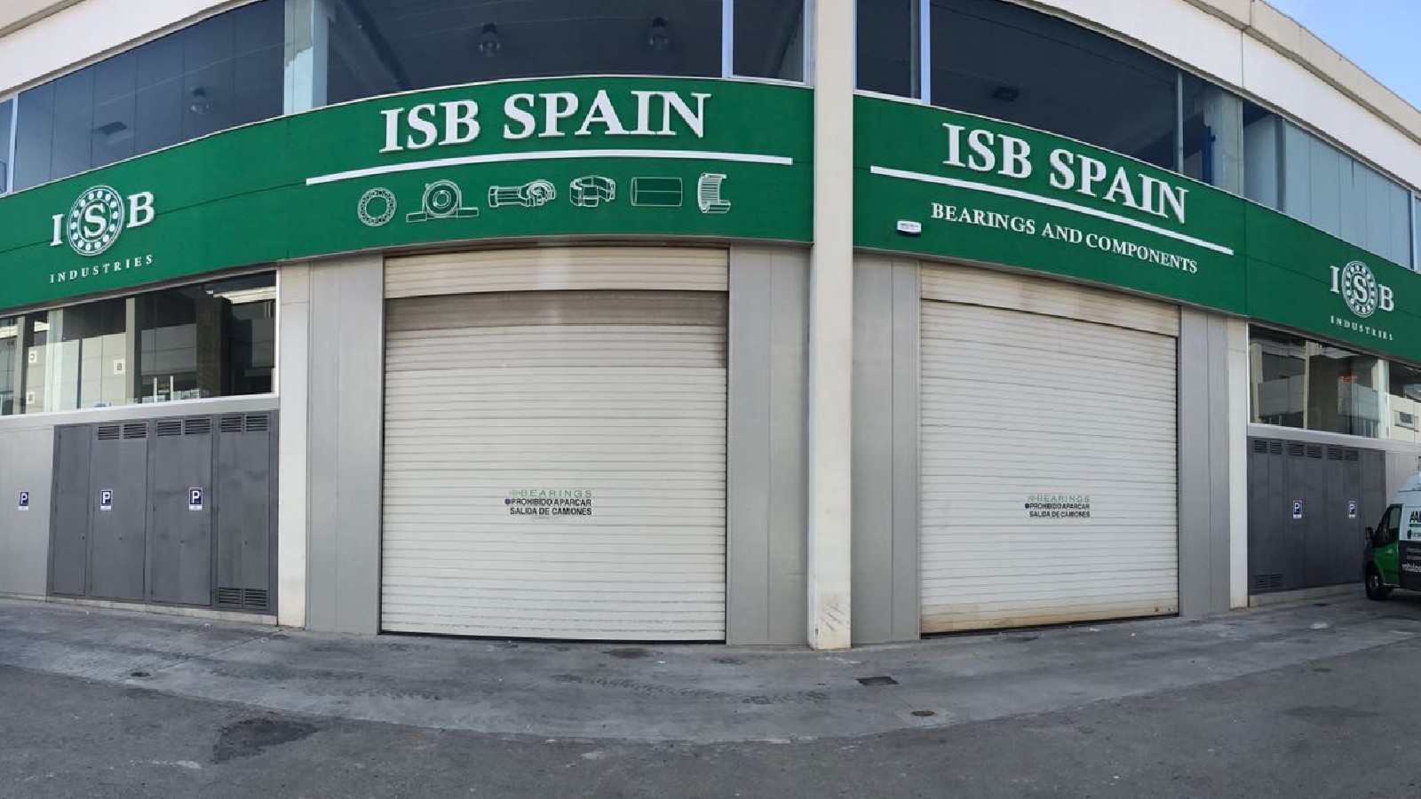 ISB letras corpóreas fachada empresa Barcelona