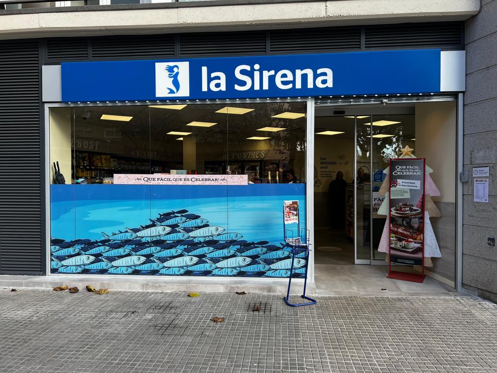 La Sirena rótulo luminoso caja de luz Barcelona