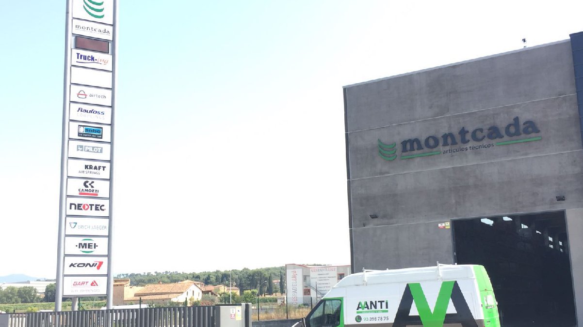 Rotulación completa Montcada multisede Barcelona